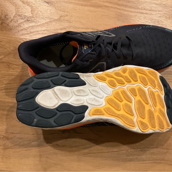 New Balance Fresh Foam 1080 v12 size 13 mens - Picture 5 of 11